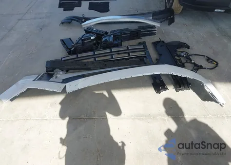 2025 Hyundai Santa Fe Sel from USA, damaged, VIN 5NMP24GL2SH136763